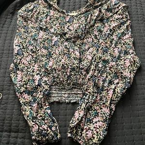 🌸FLORAL CROP TOP BLOUSE🌸